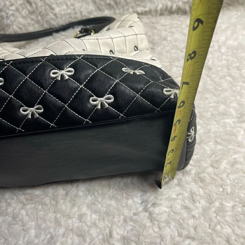 Betsey Johnson luv betsey